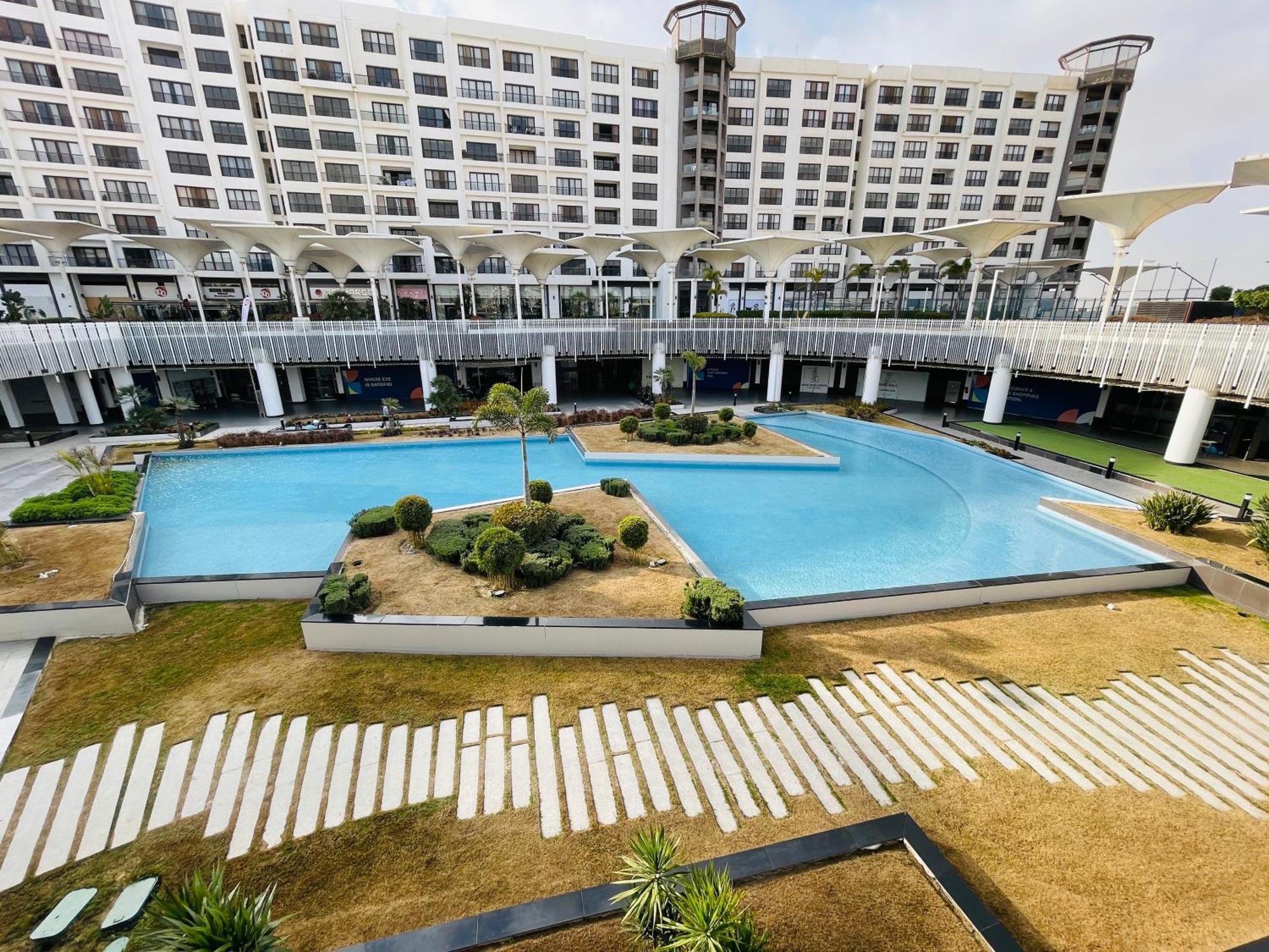 Happy Vacation Duplex, New Cairo Apartment Exterior photo